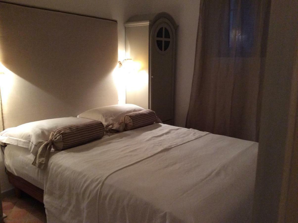 Bed and Breakfast Le Mas Amore Gassin Exterior foto